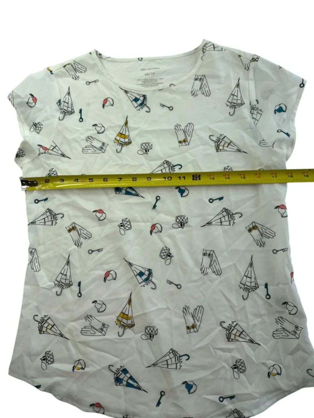Van Huesen Shirt, Short Sleeve, XS, White, Umbrella / gloves / perfume print